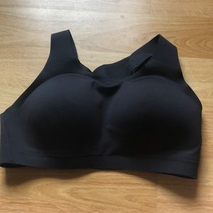 Lululemon Enlite Bra 34DD